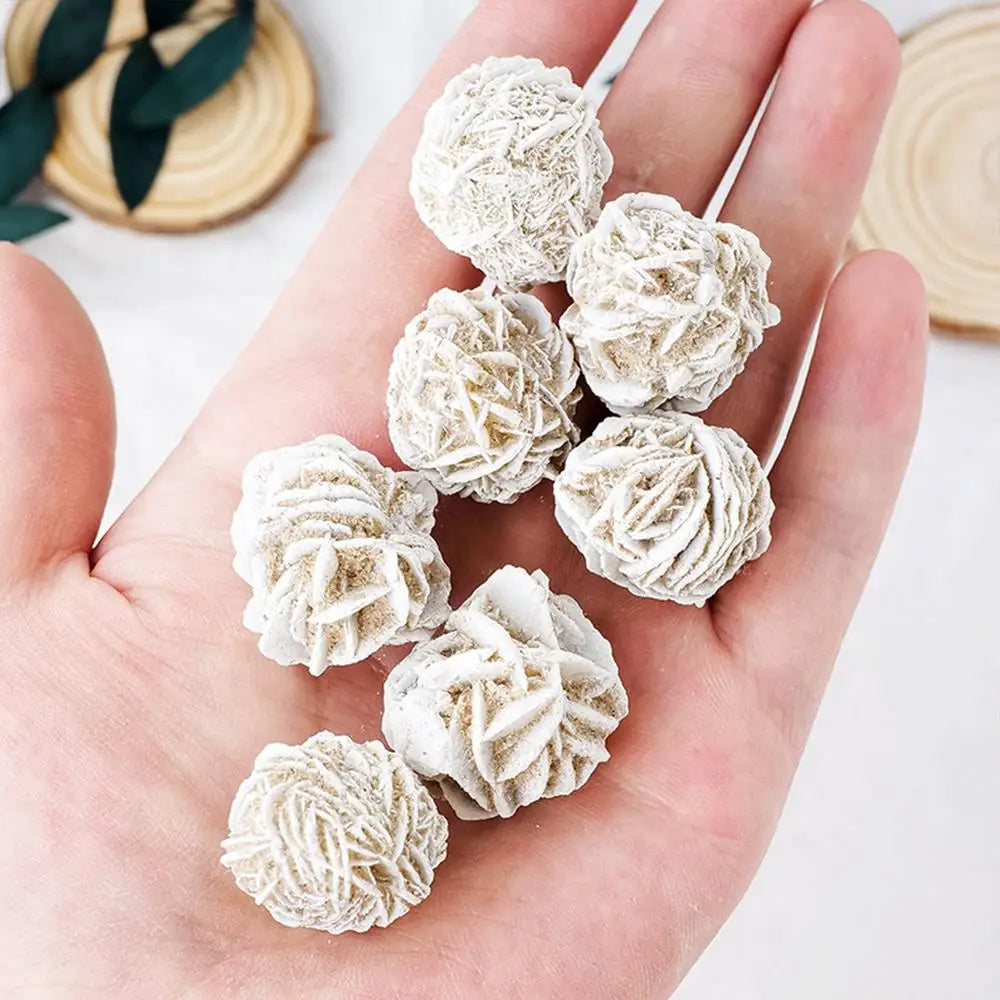 1Pc Desert Rose Selenite Stone Natural Quartzs Crystal Natural Crafts Gem Mineral Raw Stone Specimen Creative Gifts Home Decors